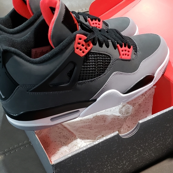 Jordan 4 Retro Infrared (Size 14) - Picture 5 of 12